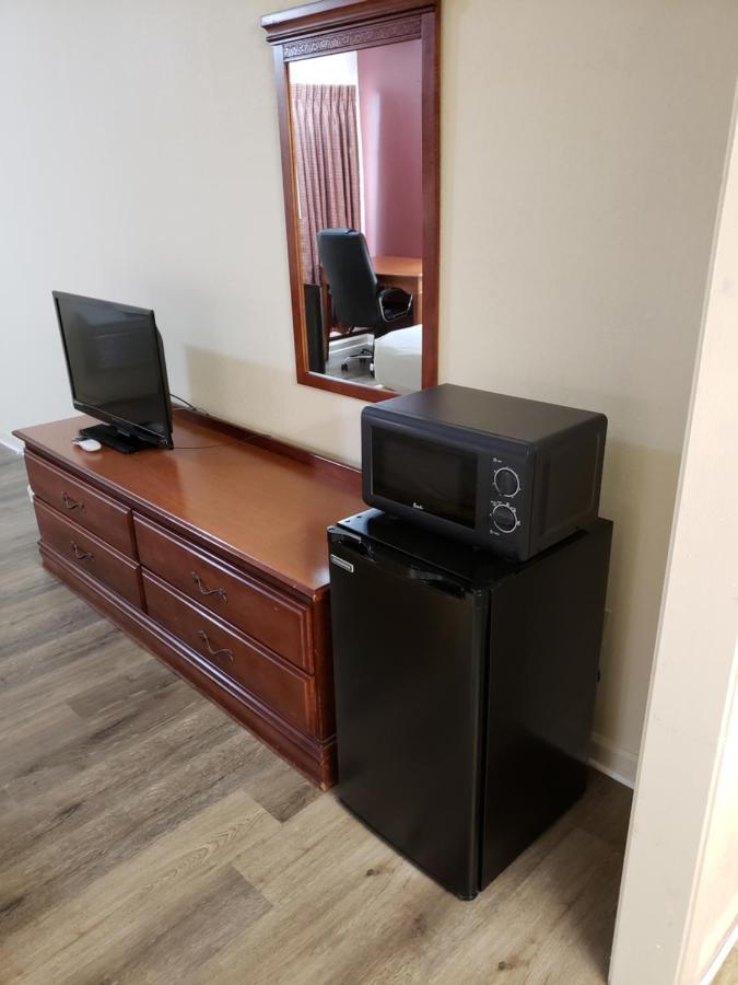 Travel Inn Of Буфорд Экстерьер фото